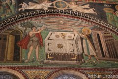 Melchizedek and Abel Make Offerings to the Hand of God, San Vitale, Ravenna