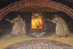 Water Basin with Two Gesturing Apostles and Doves, Mausoleum of Galla Placidia, Ravenna