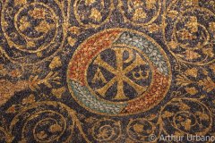 Chi Rho with Two Golden Figures Perpendicular on Either Side, Mausoleum of Galla Placidia, Ravenna, Detail.