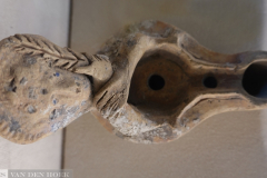 Roman imperial lamps-17