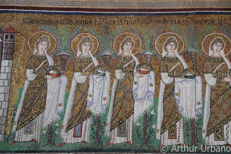 Procession of Female Martyrs and Saints, Sant'Apollinare Nuovo, Ravenna