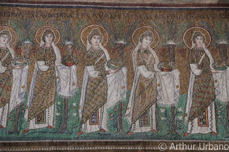 Procession of Female Martyrs and Saints, Sant'Apollinare Nuovo, Ravenna