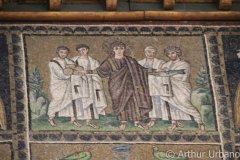 The Multiplication of the Fishes and Loaves, Sant'Apollinare Nuovo, Ravenna